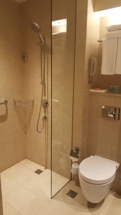 Bad mit Dusche Centro Yas Island