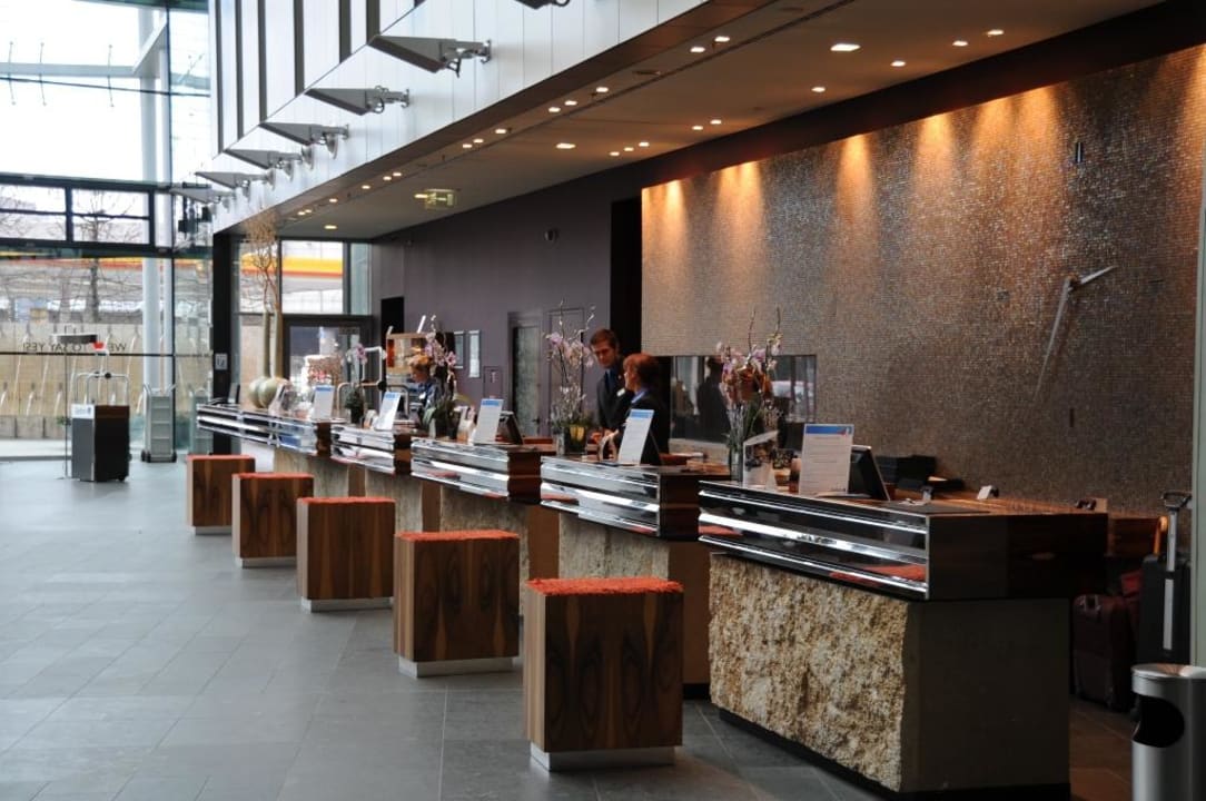 Rezeption Radisson Blu Hotel Köln