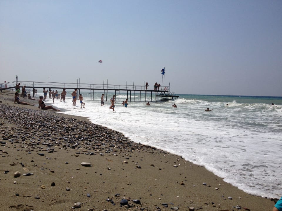 Hoteleigener Steg Club Turtas Beach Hotel