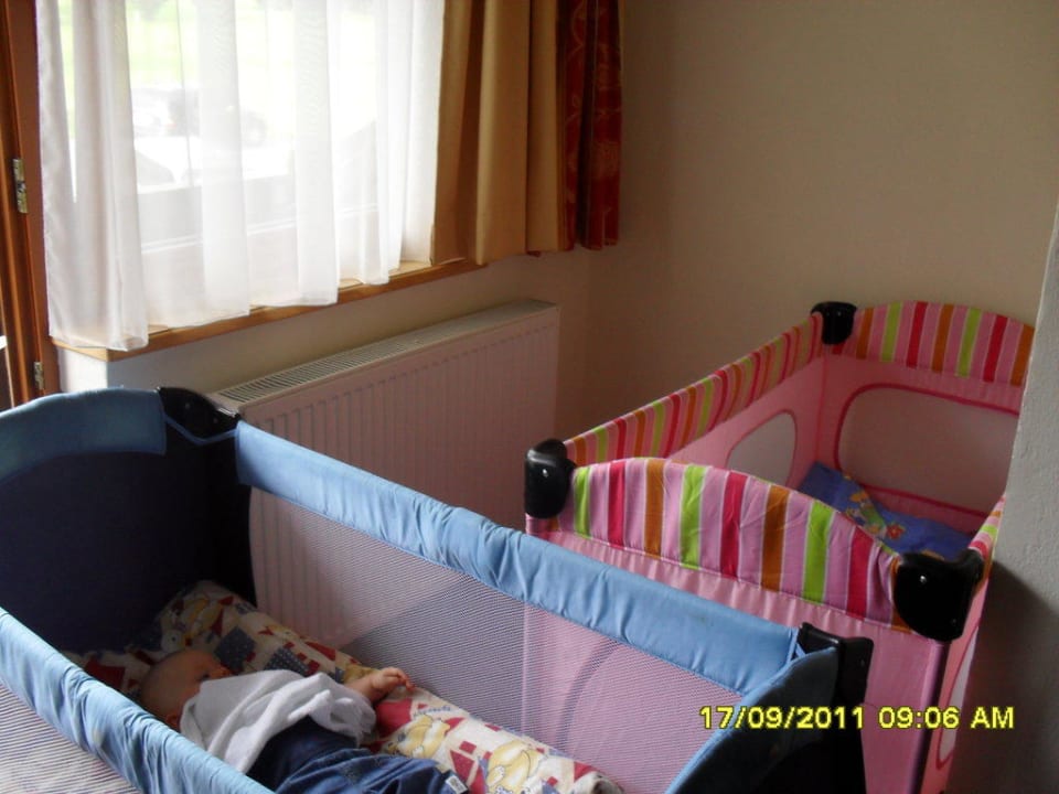 Kinderbetten  Hotel Karlwirt