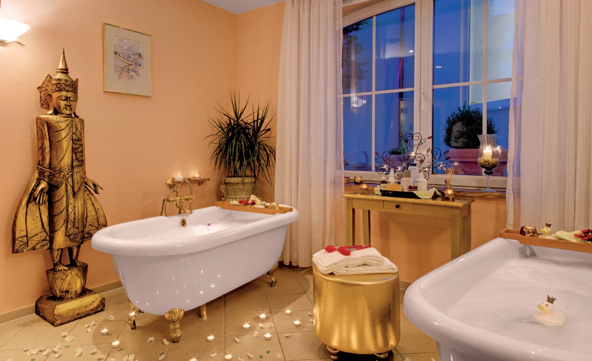 Balneotherapieraum mit 2 Wannen LIFESTYLE Resort Zum Kurfürsten