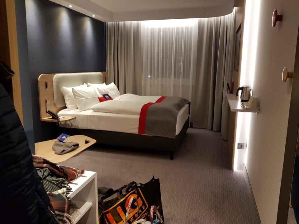 Zimmer Holiday Inn Express Ringsheim