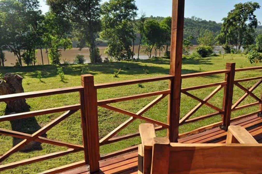 Terraza de suite MasterSuite con vista al río EcoLodge Puro Mocona