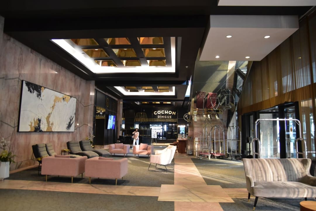 Lobby Hotel Loews Le Concorde