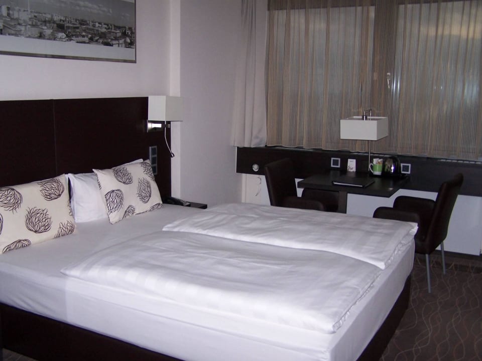 Doppelbett Park Inn by Radisson Berlin Alexanderplatz