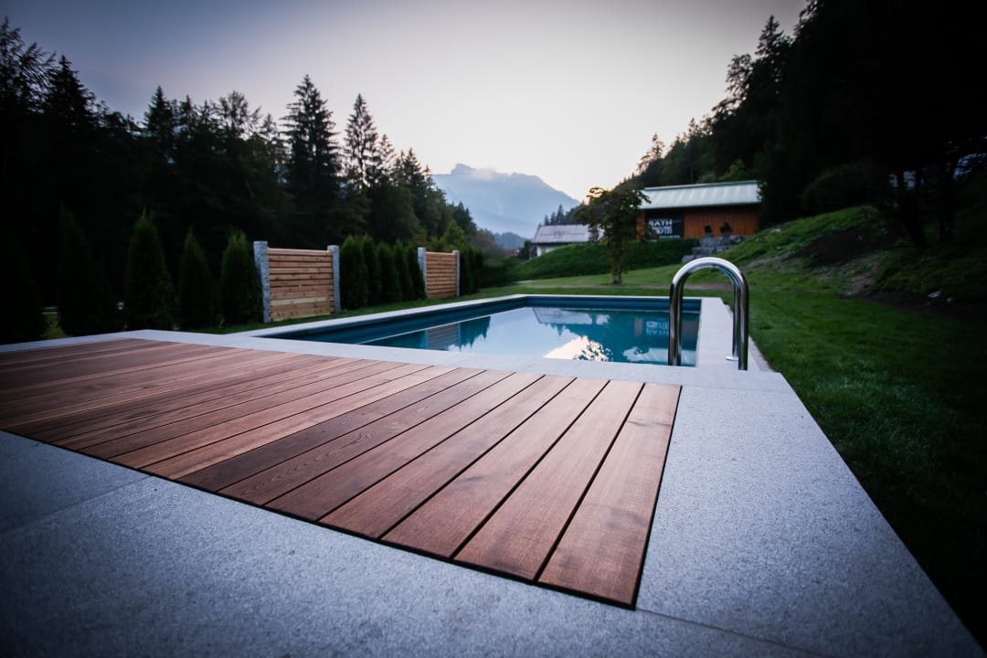 Pool Gästehaus Göllblick