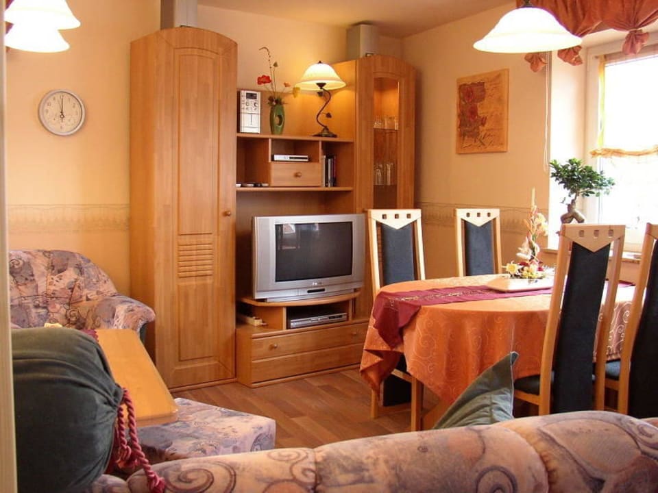 Stube mit Essplatz Ferienhaus Deibl