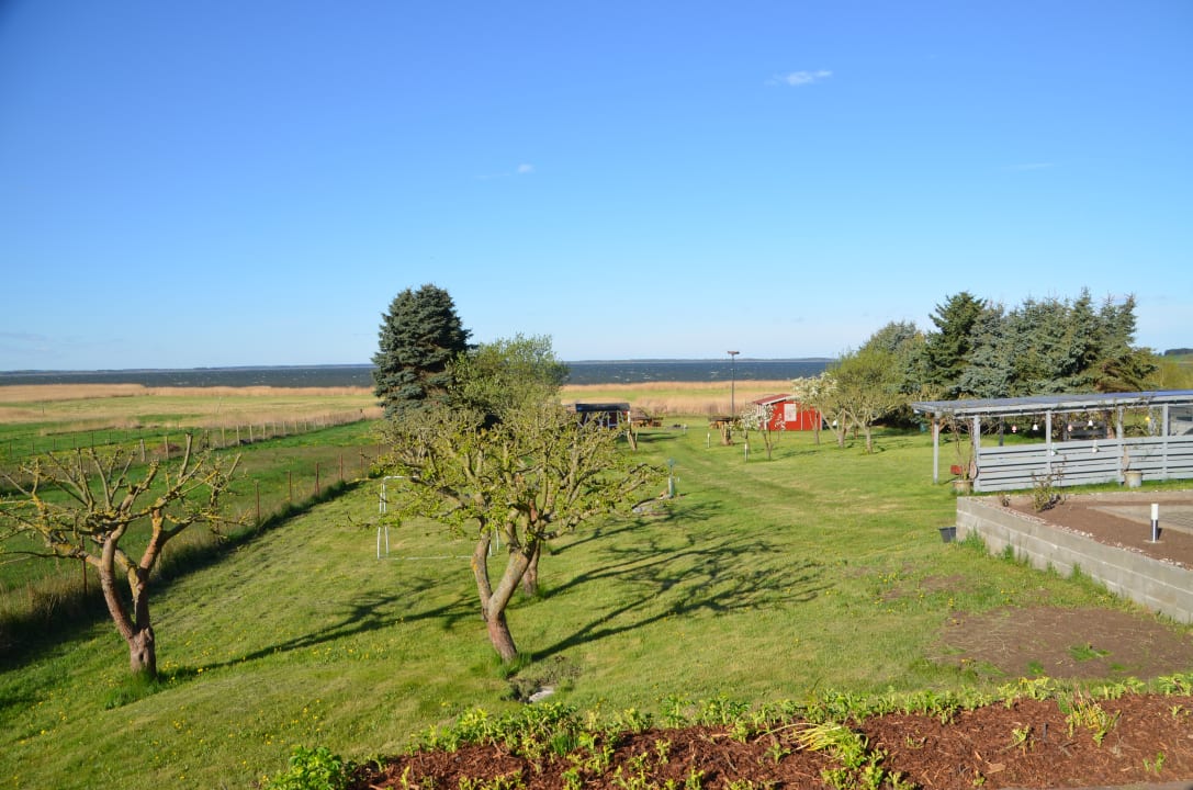 Blick über den Garten Pension Achteridyll