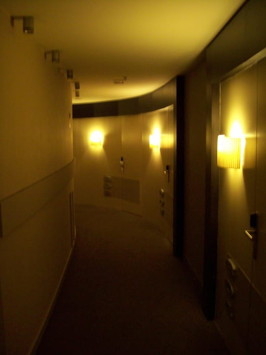 Zimmer-Nr. sind senkrecht beschriftet,etwas suchen Hotel Barcelona Condal Mar Affiliated by Meliá