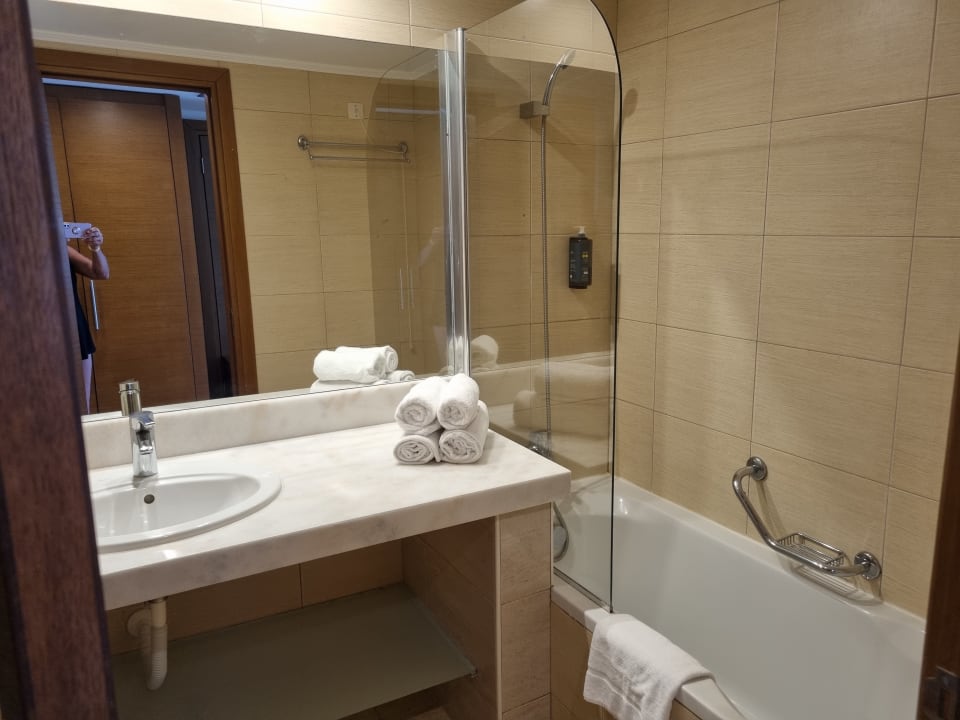 Zimmer Asterias Beach Resort