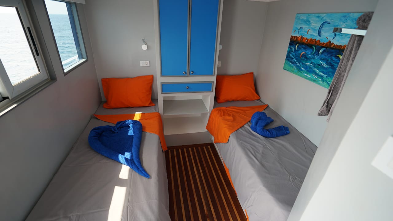 Zimmer KiteAdventure Boat - Tornado Surf