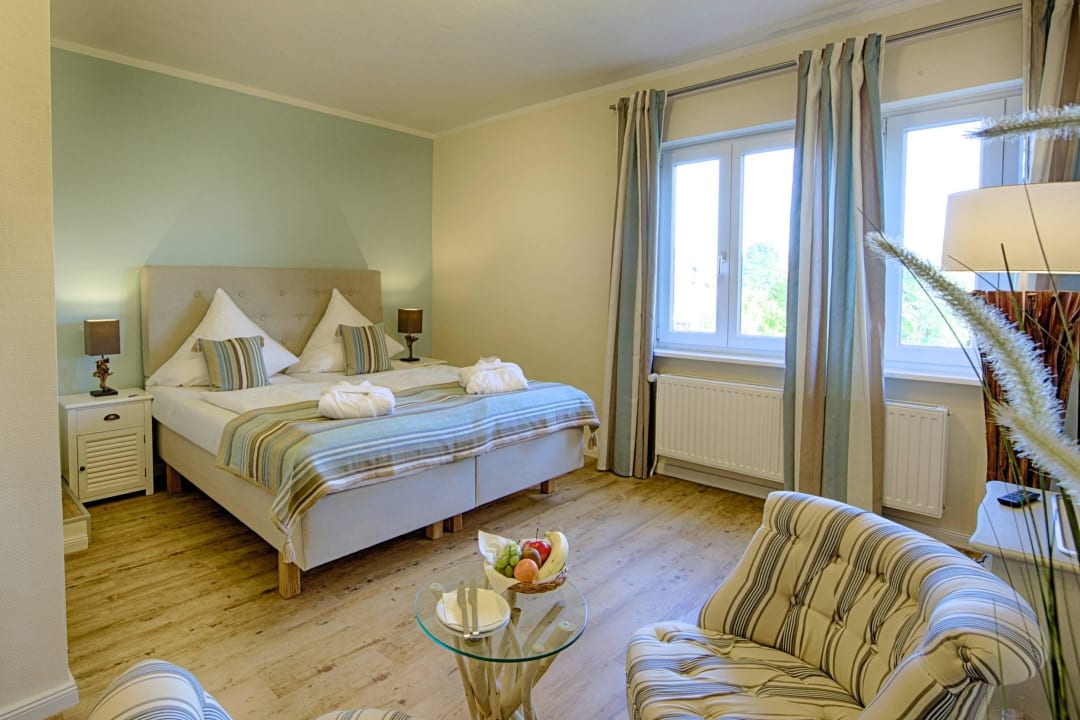 Liebevoll eingerichtetes Deluxe Zimmer Das Frühstückshotel St. Peter-Ording