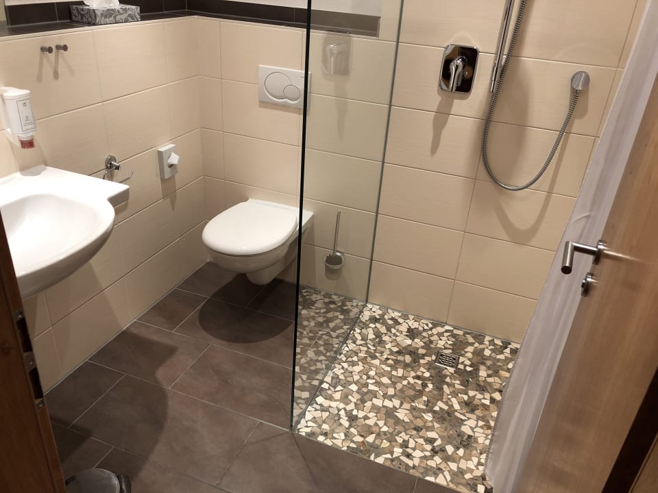 Zimmer Pension Schweizerhaus