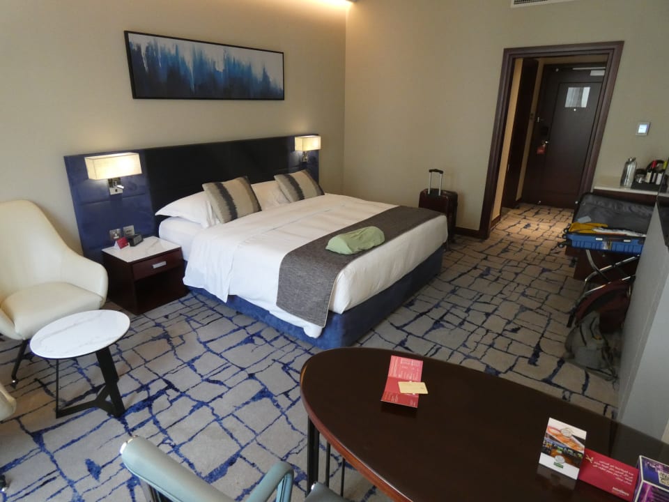 Zimmer Mövenpick Hotel and Apartments Bur Dubai