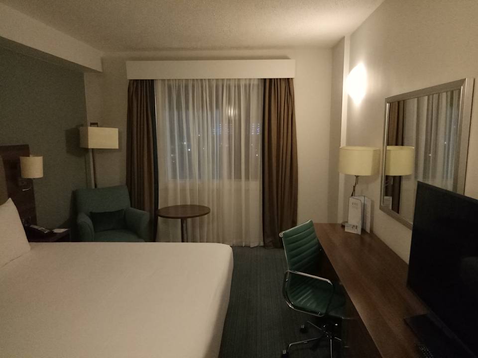 Zimmer Hilton Garden Inn London Heathrow Airport
