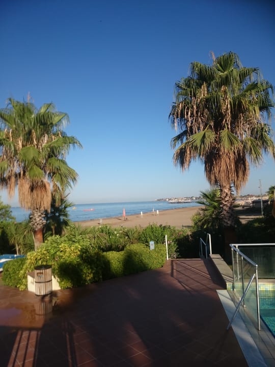 Ausblick vom Pool ROBINSON PAMFILYA