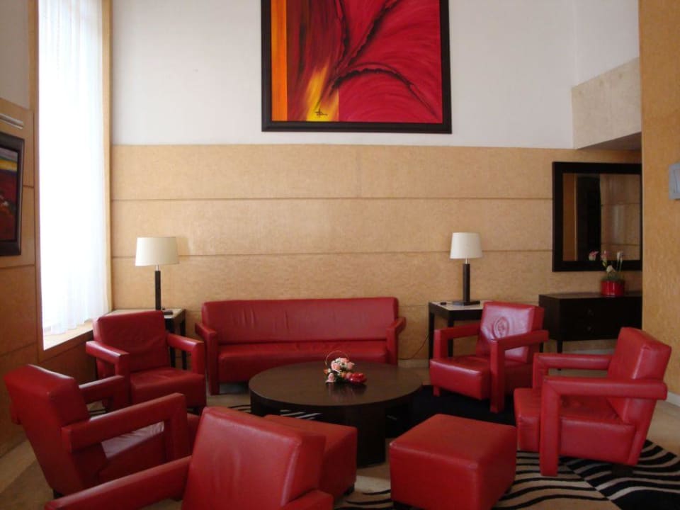 Sitzmöglichkeit in der Lobby Hotel Rihab