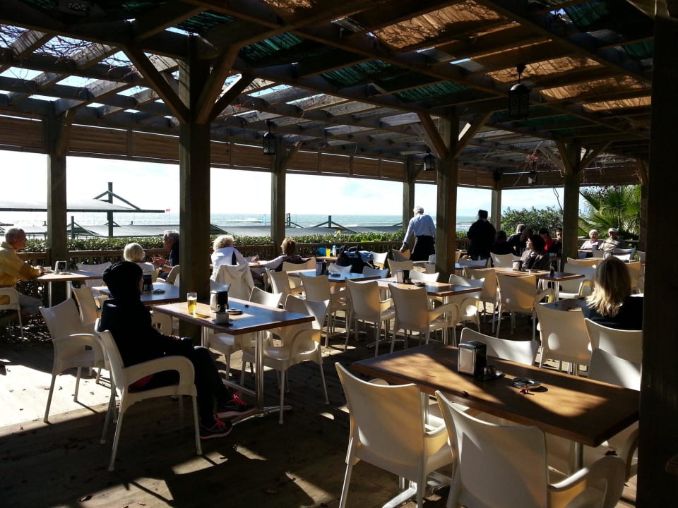 Strandrestaurant im Dezember Trendy Aspendos Beach Hotel