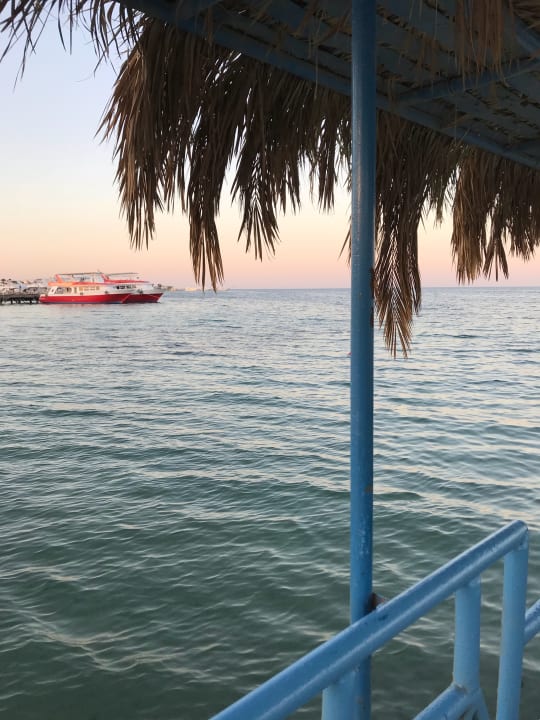 Strand Menaville Safaga