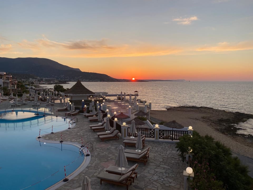 Ausblick Alexander Beach Hotel & Village Resort