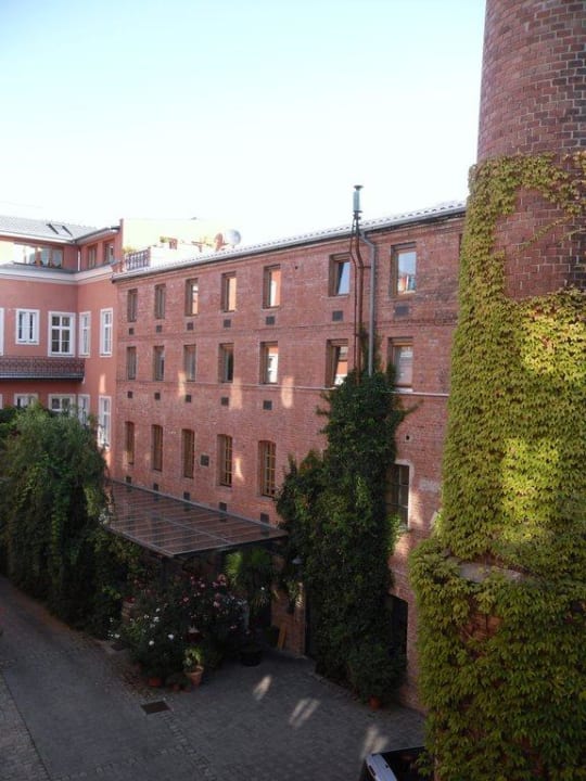 Fensterblick Hotel Fabrik Wien