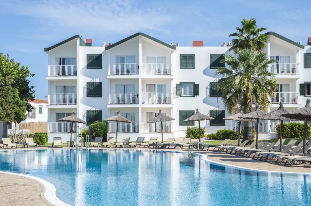 Pool Pierre & Vacances Menorca Cala Blanes Apartamentos