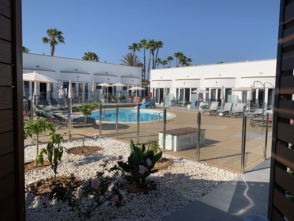 Pool Hotel Islas Paraiso