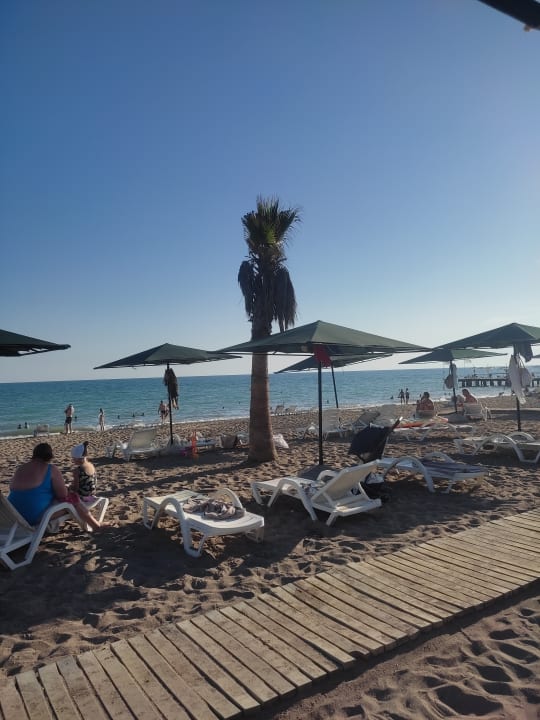 Strand Adora Hotel & Resort