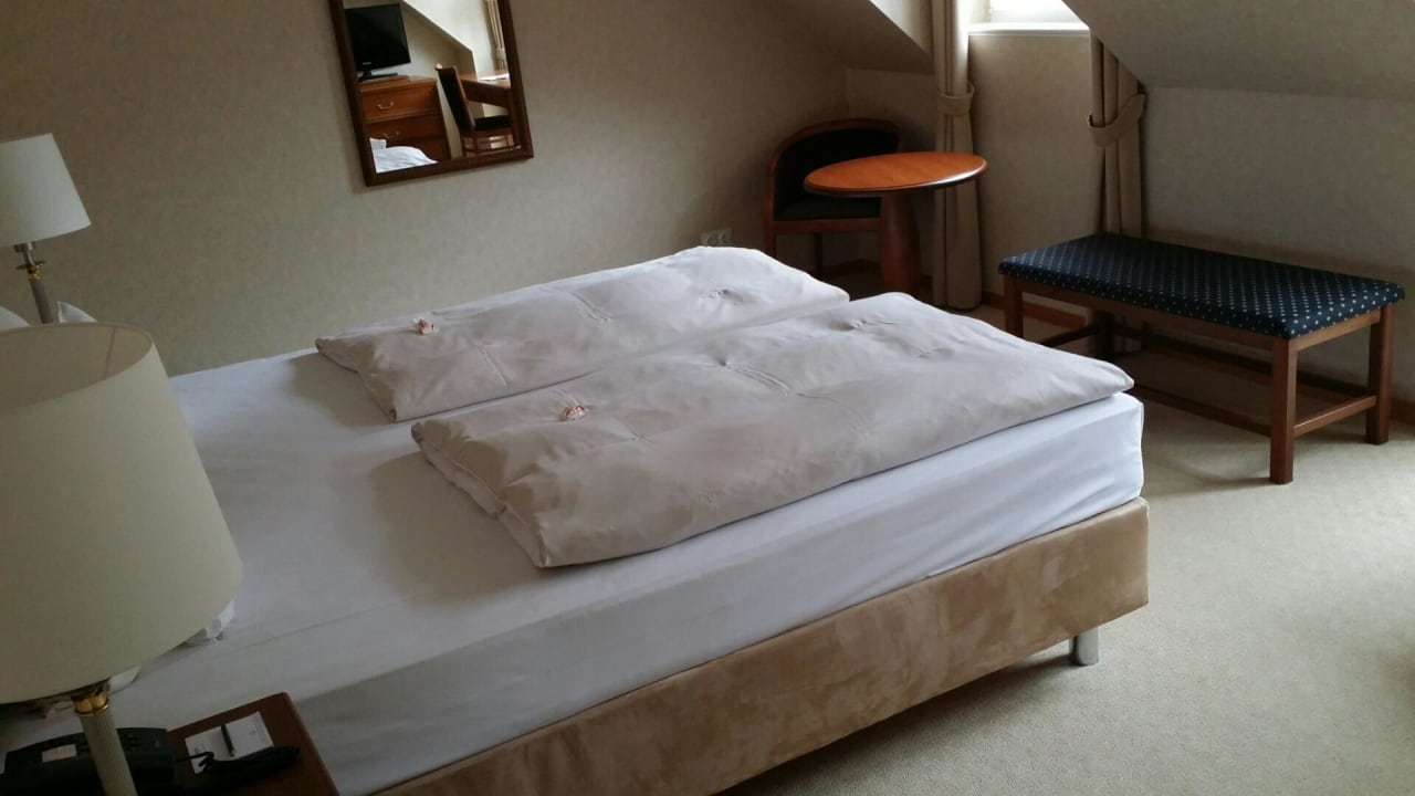 Das Doppelbett Bergström Hotel Lüneburg