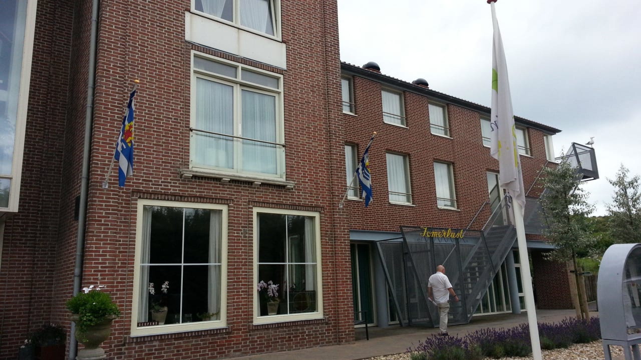 Außenansicht Duinhotel Zomerlust