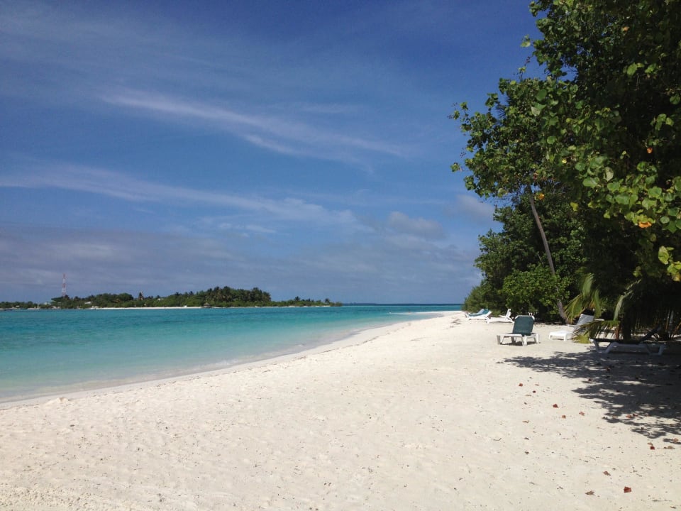 Vor den 200er Beachvillen Meeru Maldives Resort Island