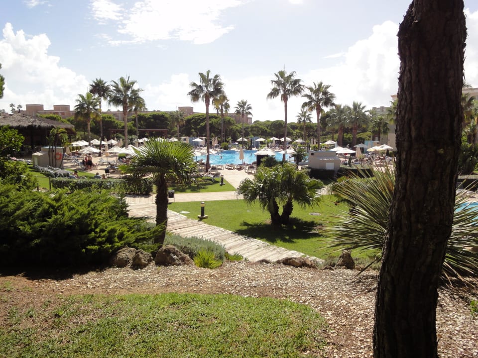 Eine von zwei Anlangen mit Pool.  Valentin Sancti Petri