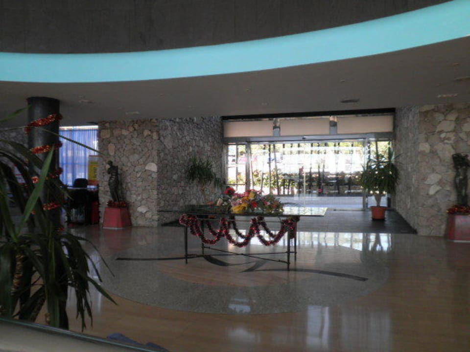 Lobby am Eingang Relaxia Olivina