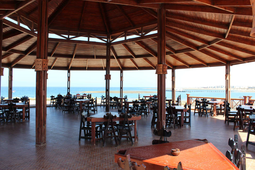 Panoramabar. Three Corners Equinox Beach Resort