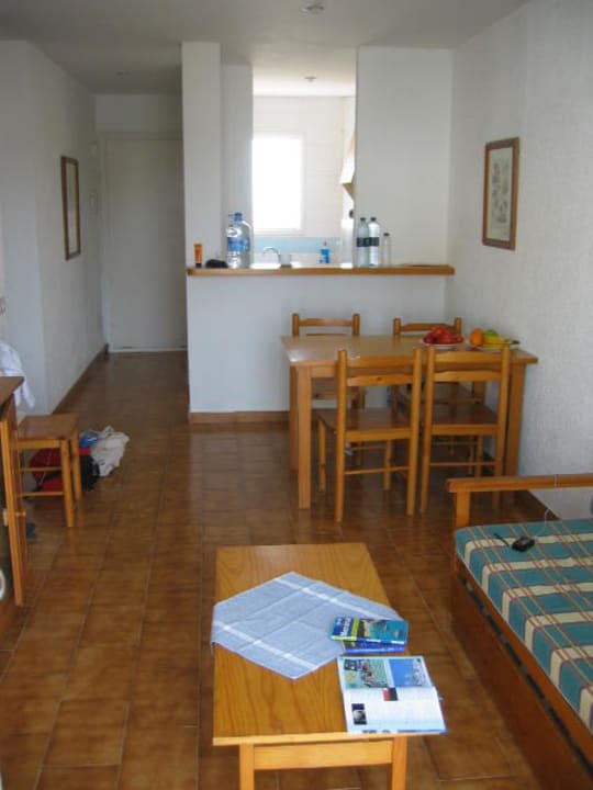 Wohnraum mit Küche Playa Parc Apartments