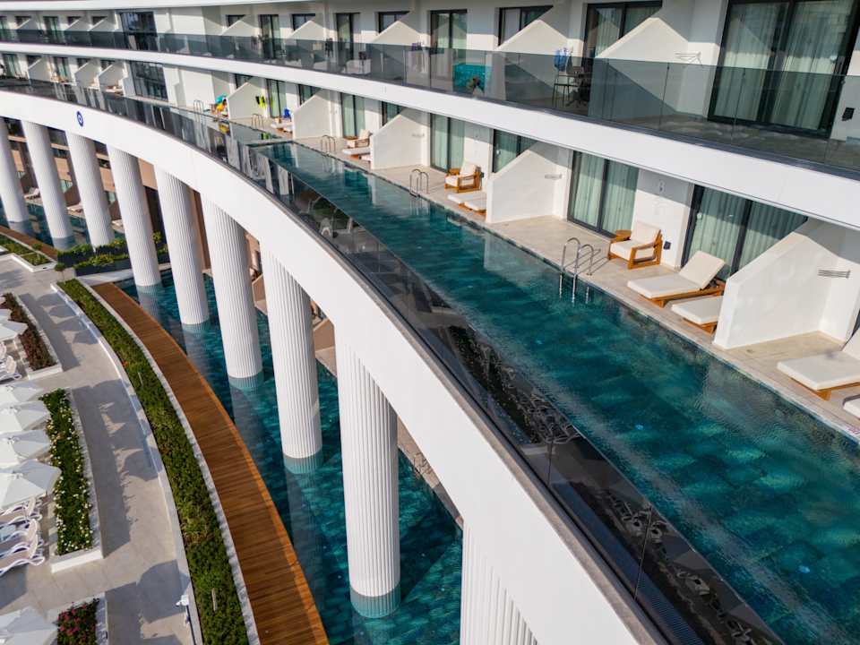 Außenansicht Hotel Miracle Resort