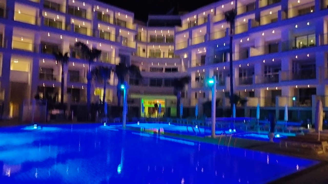 Pool Limanaki Beach Hotel