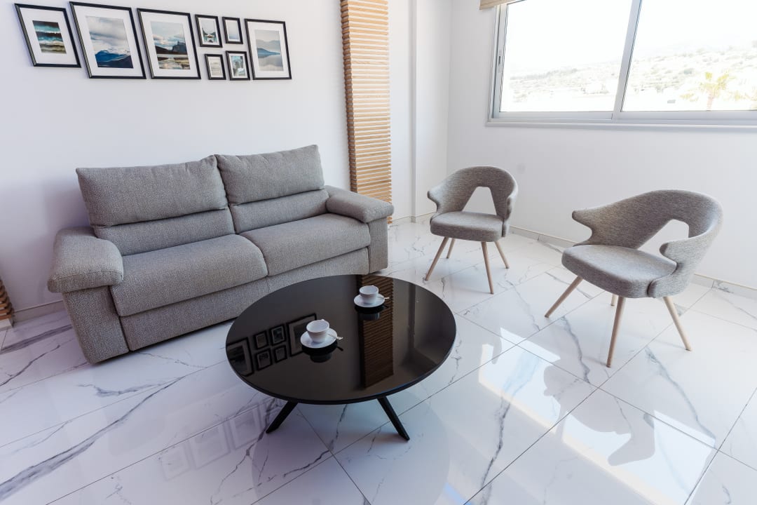 Zimmer Vrachia Beach Hotel & Suites - Adults Only