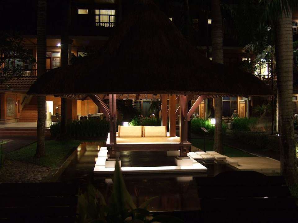 Das Puri bei Nacht Puri Santrian