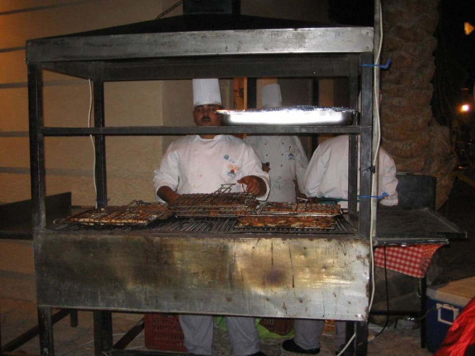 Buffet beim Streetfestival Hotel Three Corners Ocean View prestige - Adults only