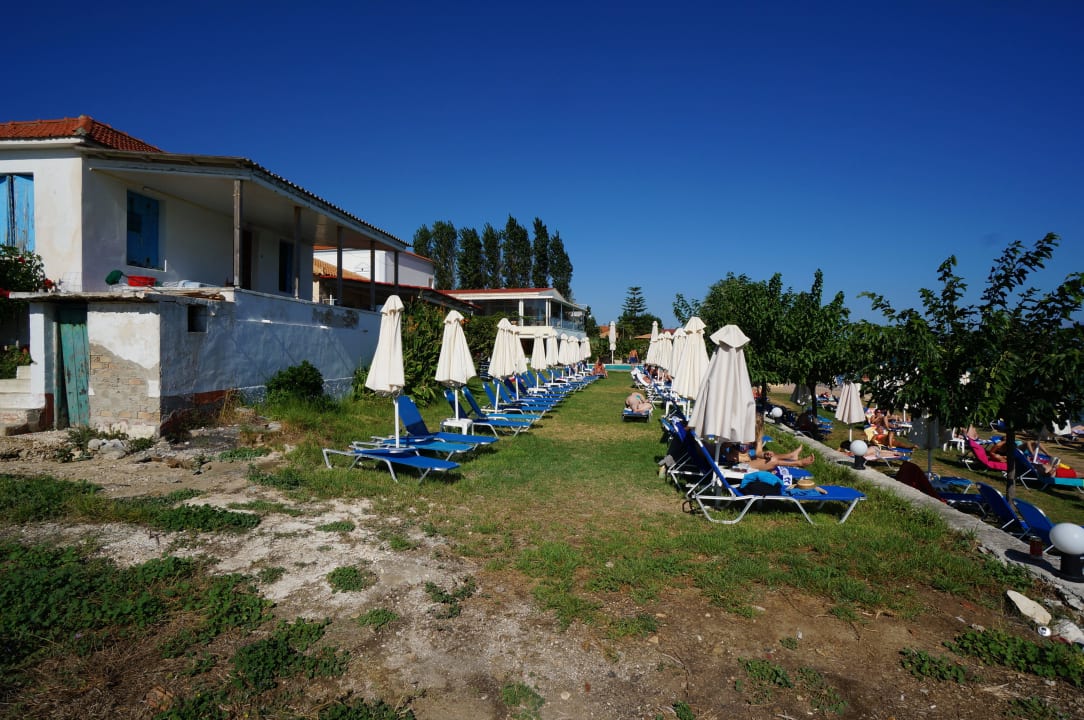 Liegewiese Hotel Belussi Beach
