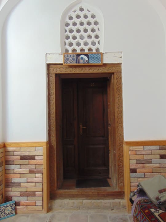 Zimmer Madrasah Polvon-Qori Boutique