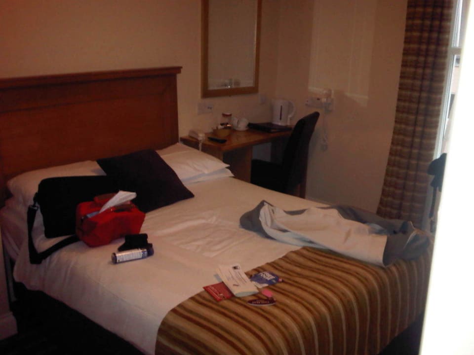 Bett  The Castle Hotel