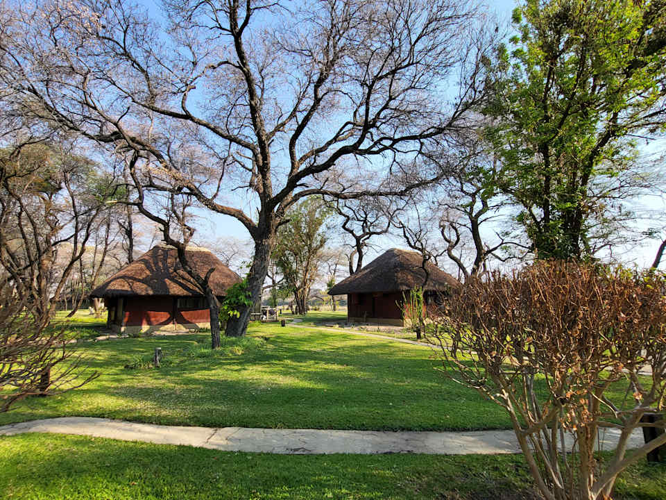Außenansicht Hakusembe River Lodge