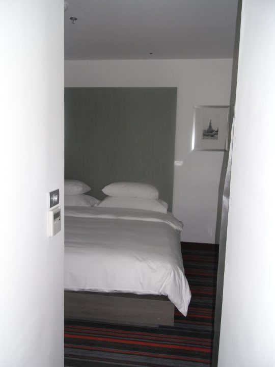 Full Spectrum Suites LiT BANGKOK Hotel