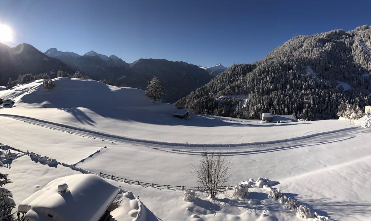 Ausblick Ferienwohnungen am Matinesweg, Serfaus