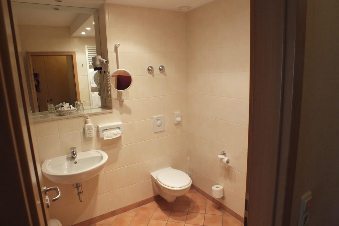 WC Anlage Hotel Löwenstein