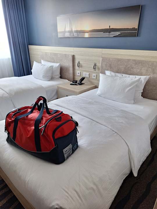 Zimmer Hampton by Hilton Kiel