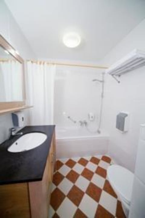 Bathroom Hotel Nes