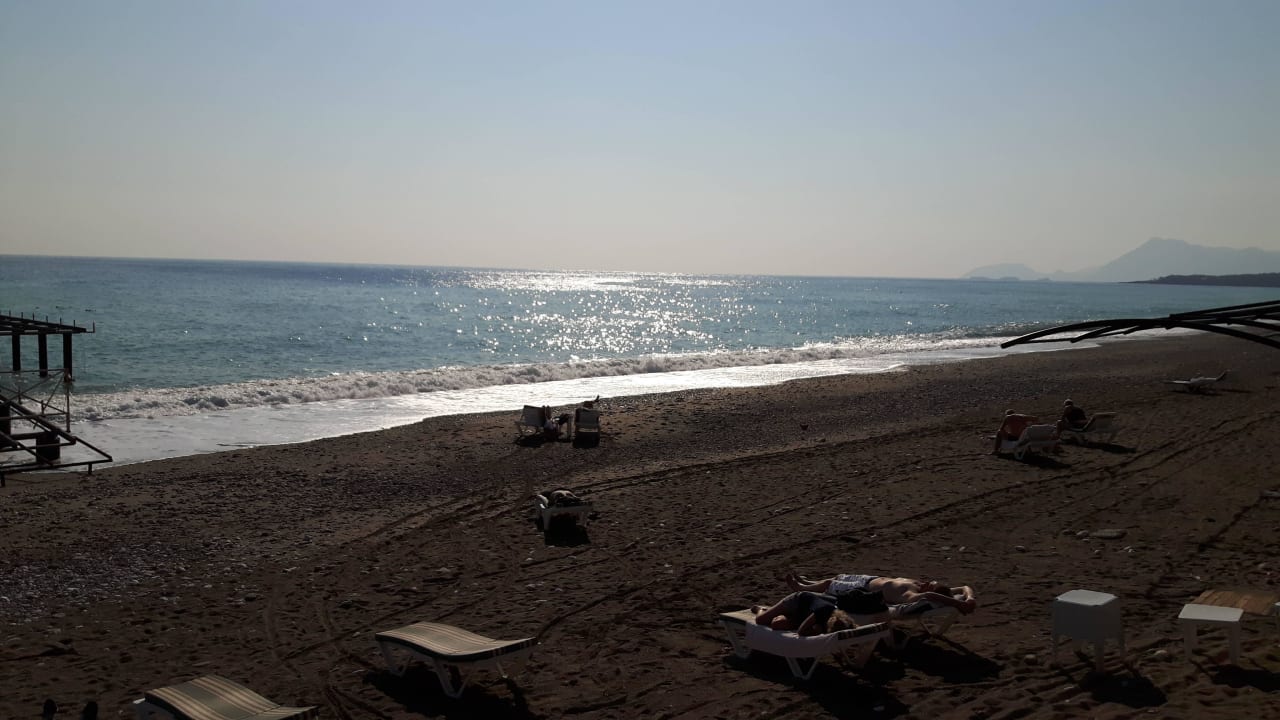 14 Uhr Limak Limra Hotel & Resort